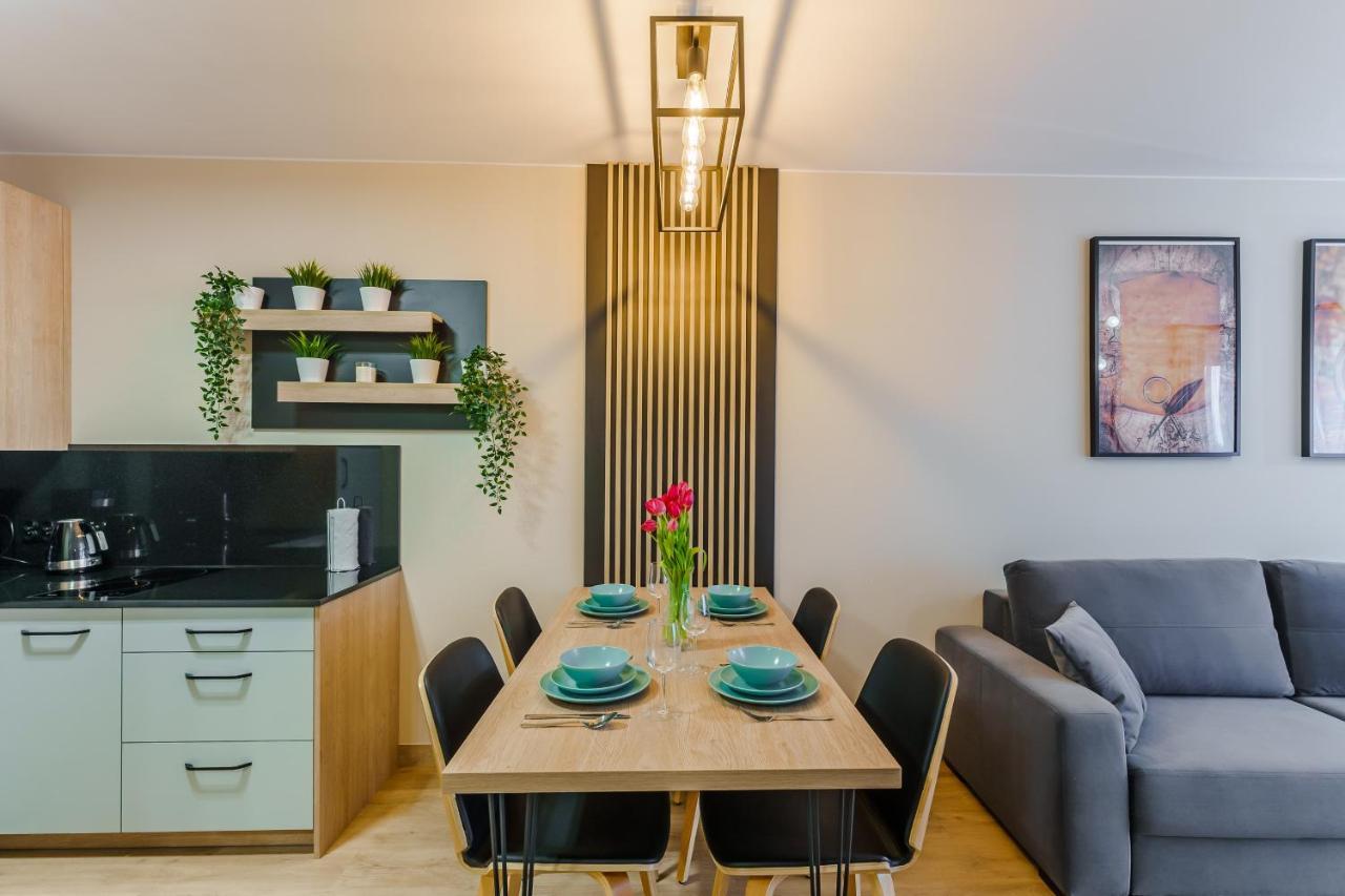 Perlowa Przystan Rent - Classic Gold & Silver Apartment Kolobrzeg Ngoại thất bức ảnh