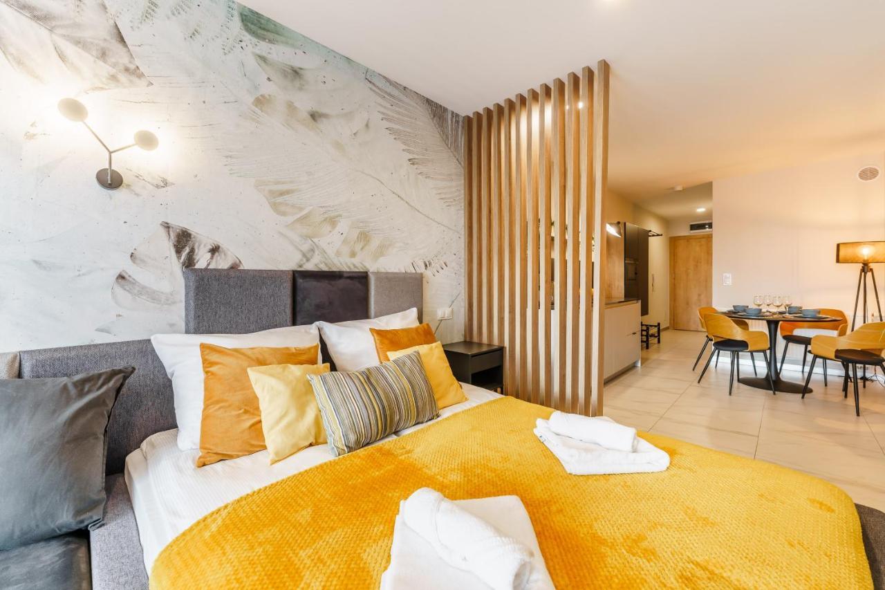 Perlowa Przystan Rent - Classic Gold & Silver Apartment Kolobrzeg Ngoại thất bức ảnh