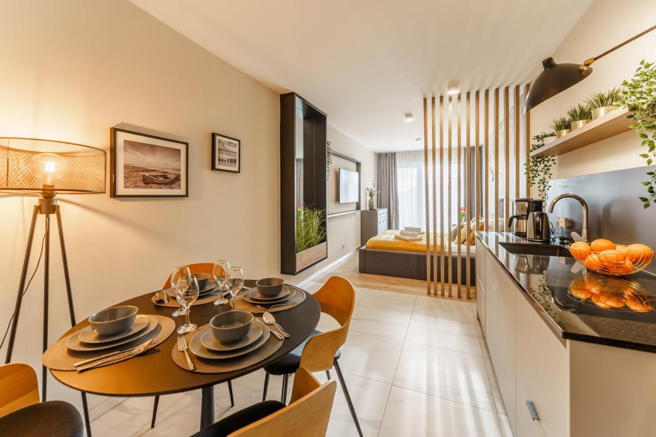Perlowa Przystan Rent - Classic Gold & Silver Apartment Kolobrzeg Ngoại thất bức ảnh