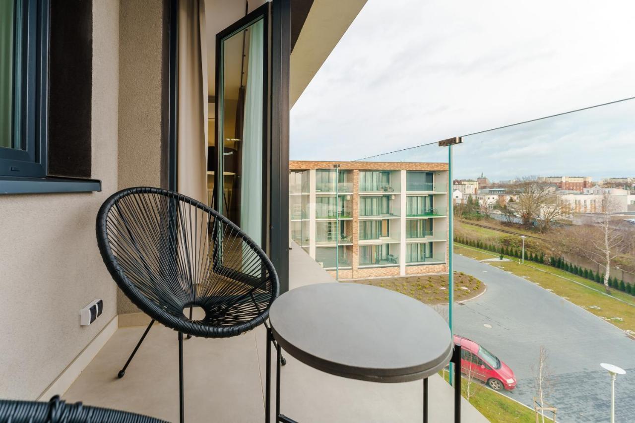 Perlowa Przystan Rent - Classic Gold & Silver Apartment Kolobrzeg Ngoại thất bức ảnh